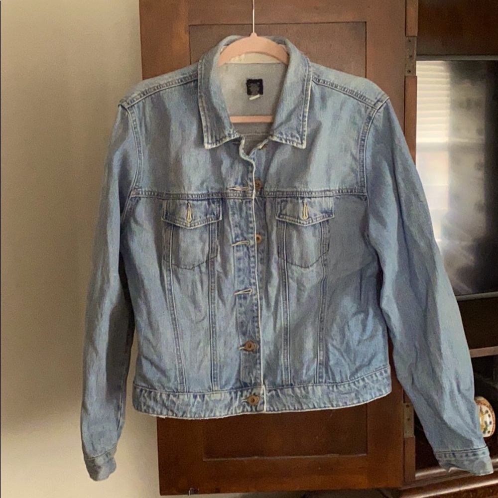 Gap faded blue denim jacket